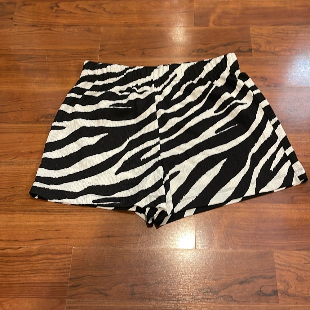 Zebra shorts
